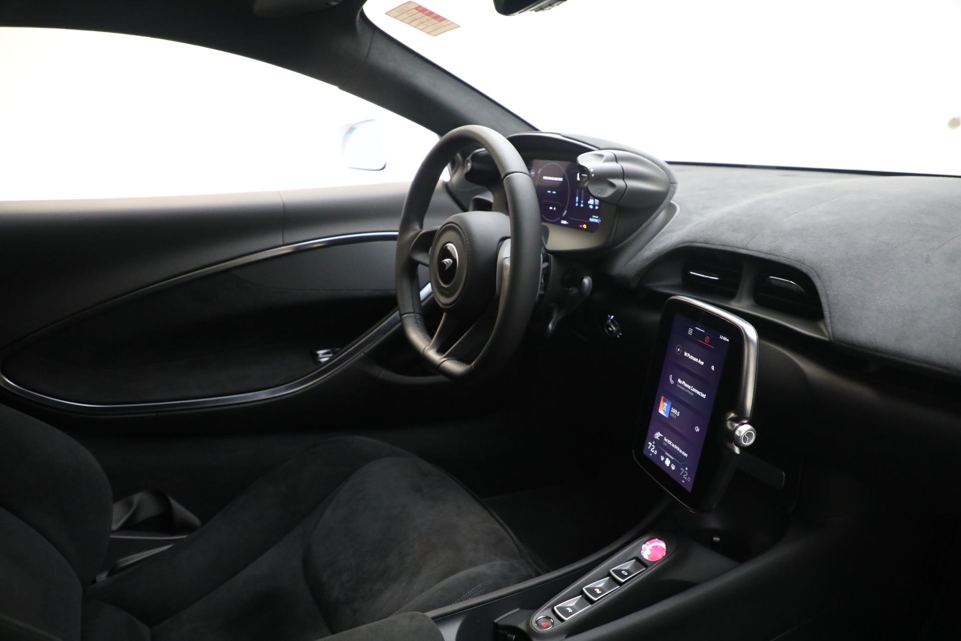 New 2023 McLaren Artura | St. Petersburg, FL