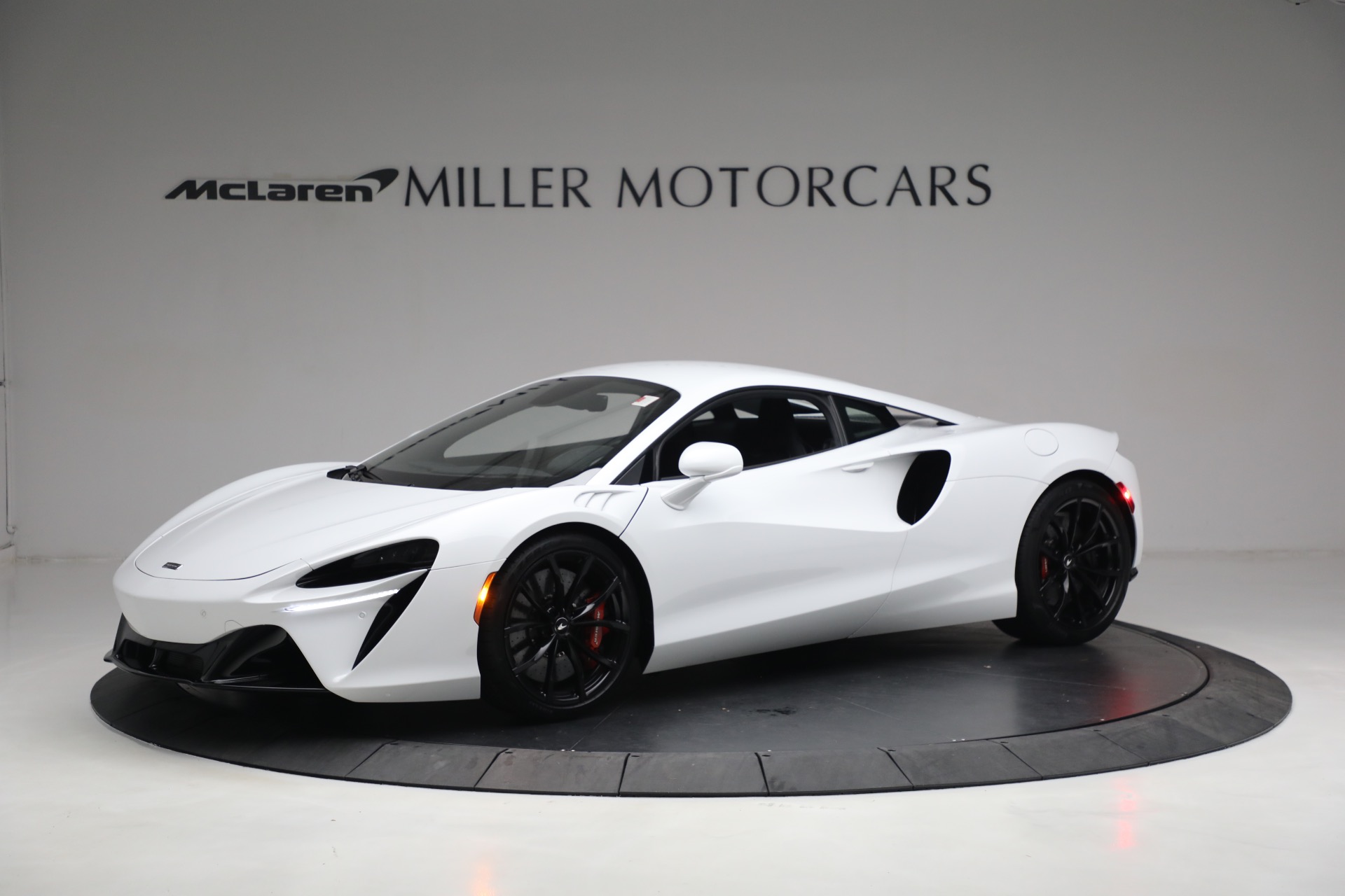New 2023 McLaren Artura | St. Petersburg, FL