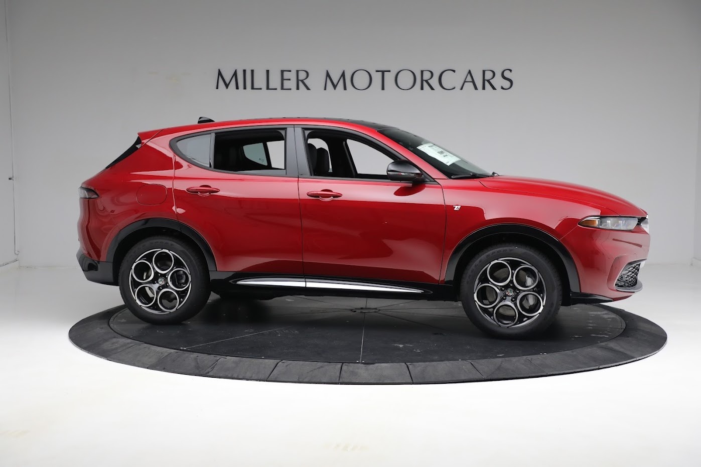New 2024 Alfa Romeo Tonale Ti | St. Petersburg, FL