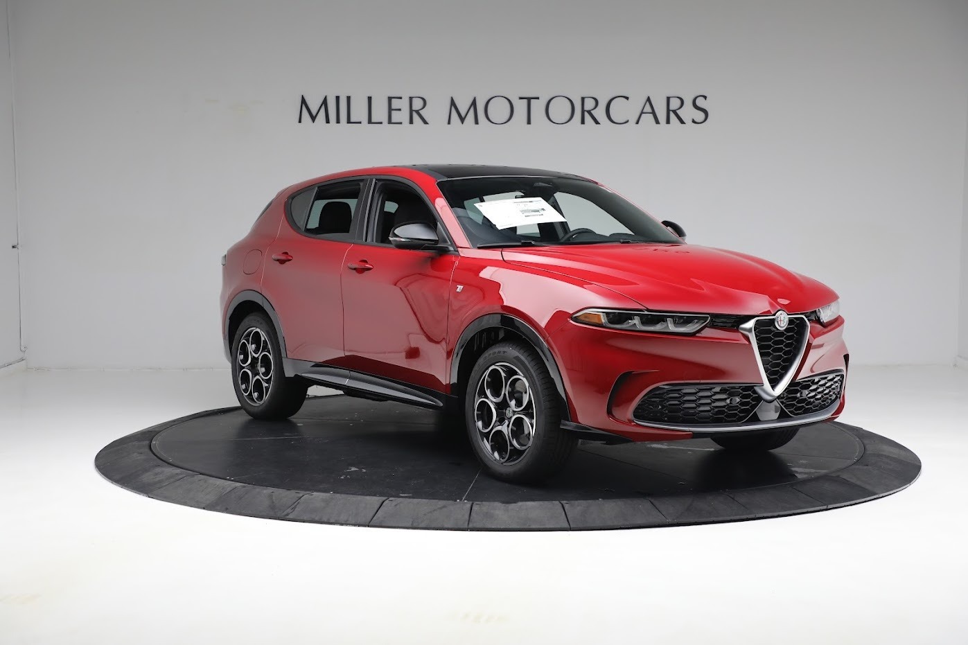 New 2024 Alfa Romeo Tonale Ti | St. Petersburg, FL