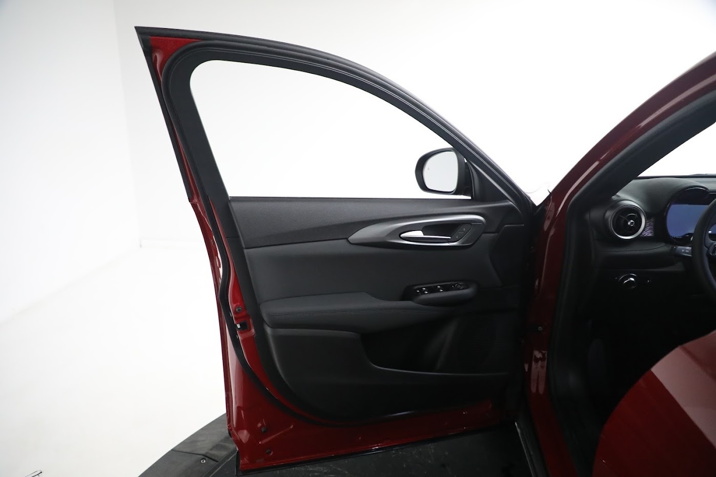 New 2024 Alfa Romeo Tonale Ti | St. Petersburg, FL
