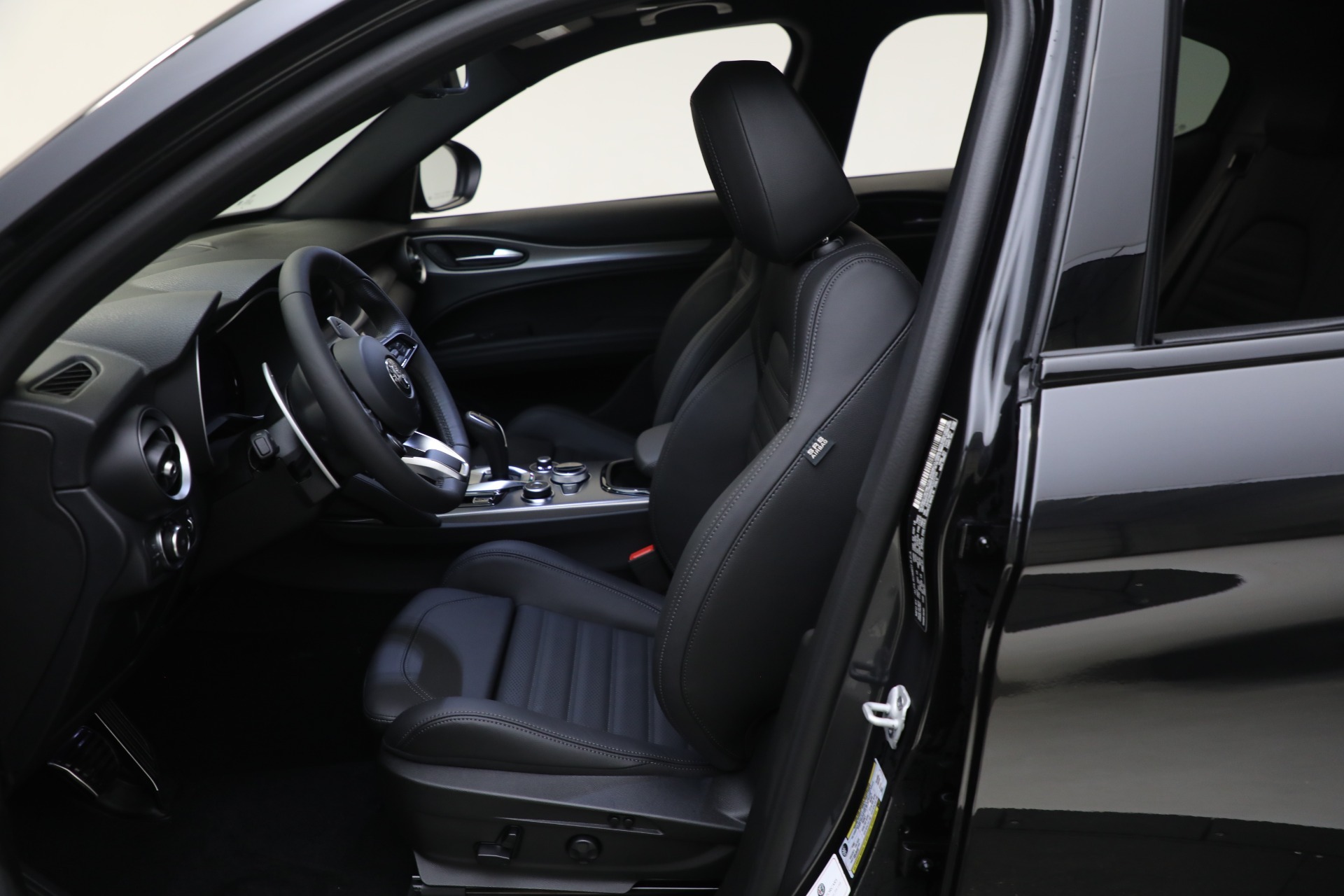 New 2024 Alfa Romeo Stelvio Veloce | St. Petersburg, FL