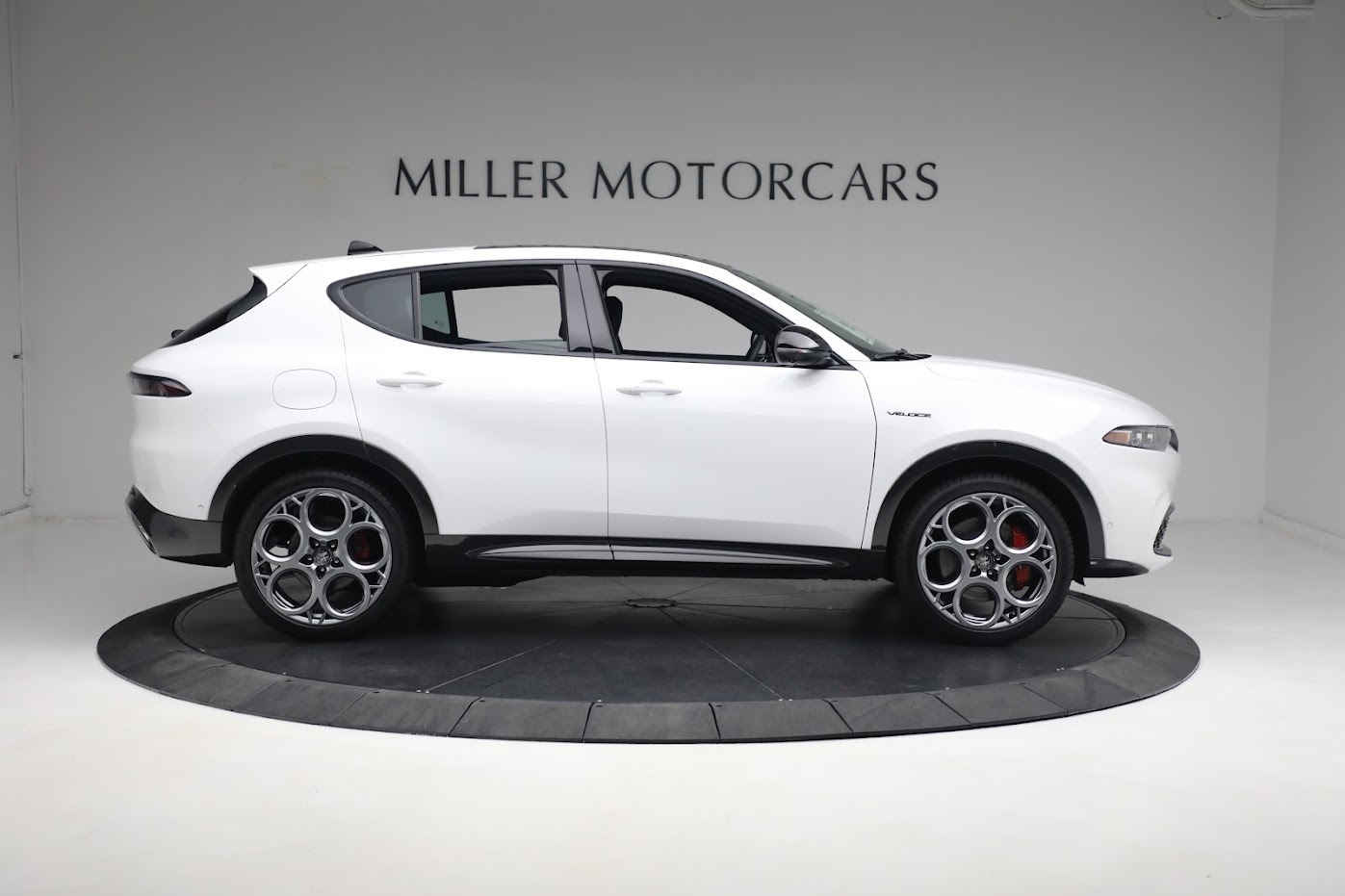 New 2024 Alfa Romeo Tonale Veloce | St. Petersburg, FL
