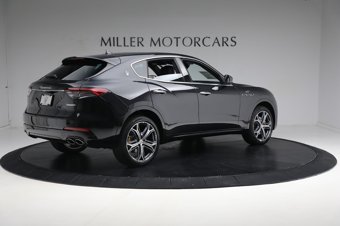 New 2023 Maserati Levante GT | St. Petersburg, FL