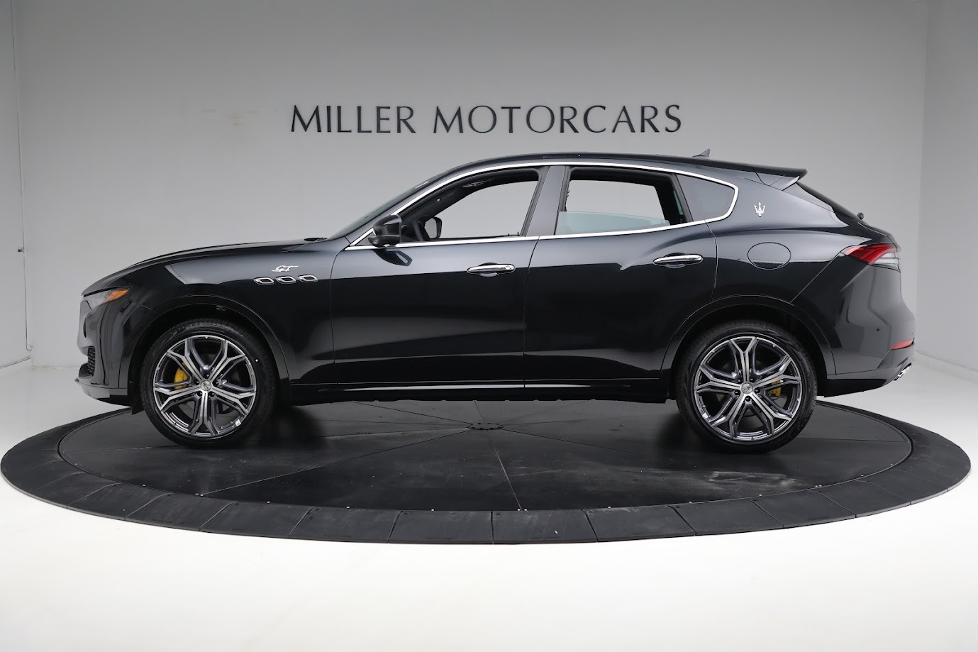 New 2023 Maserati Levante GT | St. Petersburg, FL