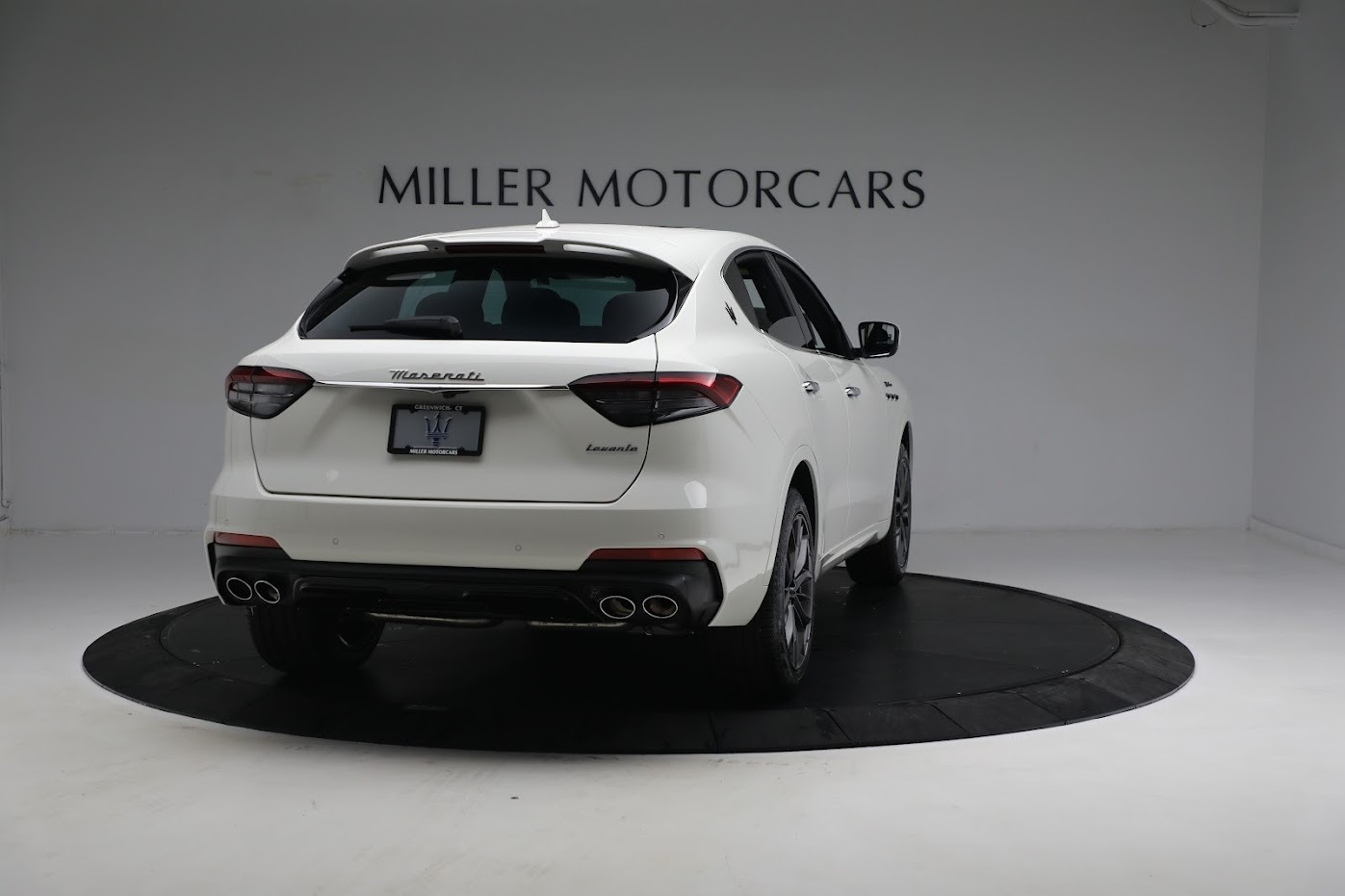 New 2023 Maserati Levante Modena | St. Petersburg, FL