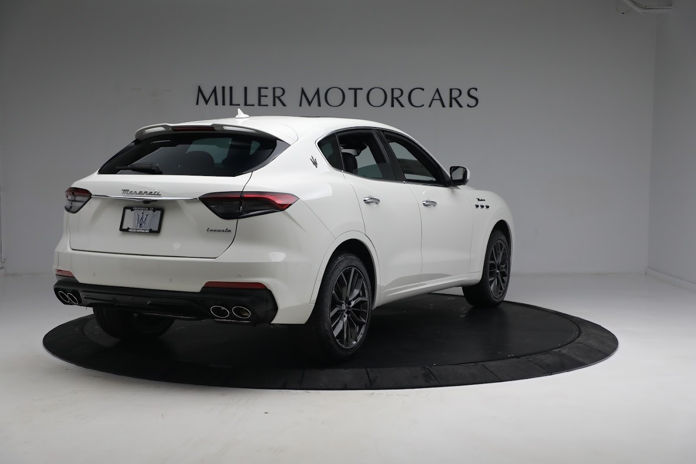 New 2023 Maserati Levante Modena | St. Petersburg, FL