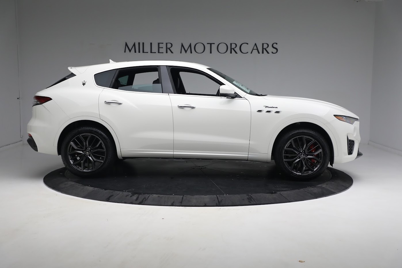 New 2023 Maserati Levante Modena | St. Petersburg, FL