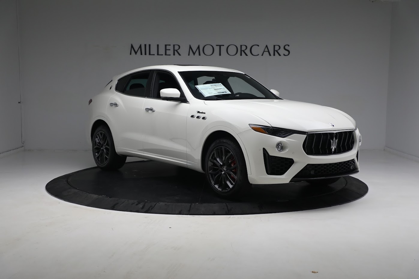 New 2023 Maserati Levante Modena | St. Petersburg, FL