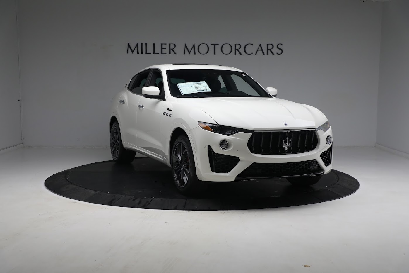 New 2023 Maserati Levante Modena | St. Petersburg, FL