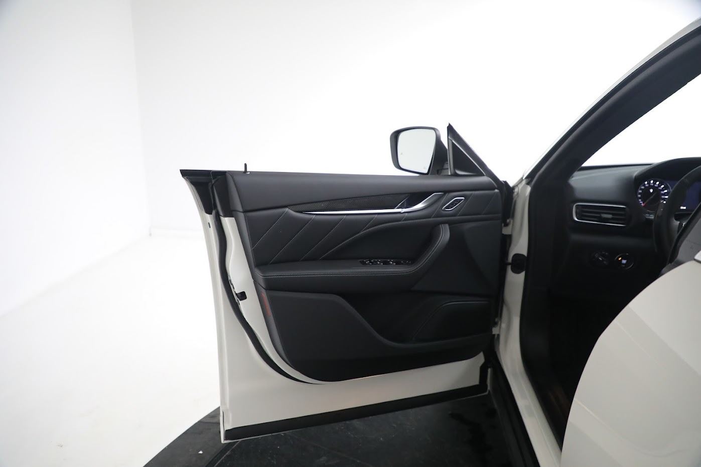 New 2023 Maserati Levante Modena | St. Petersburg, FL