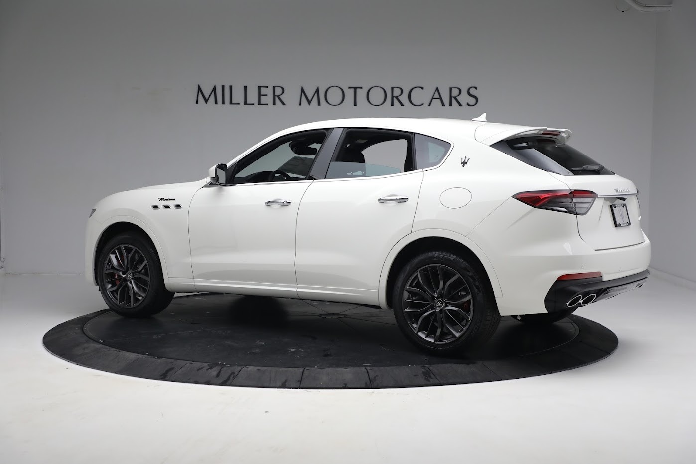 New 2023 Maserati Levante Modena | St. Petersburg, FL