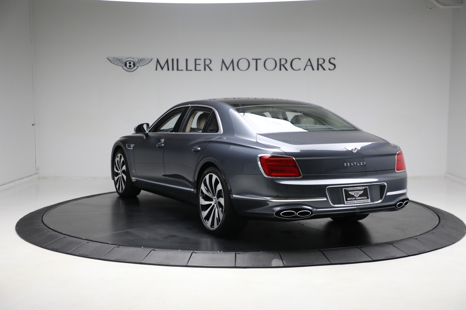 New 2024 Bentley Flying Spur Azure V8 | St. Petersburg, FL