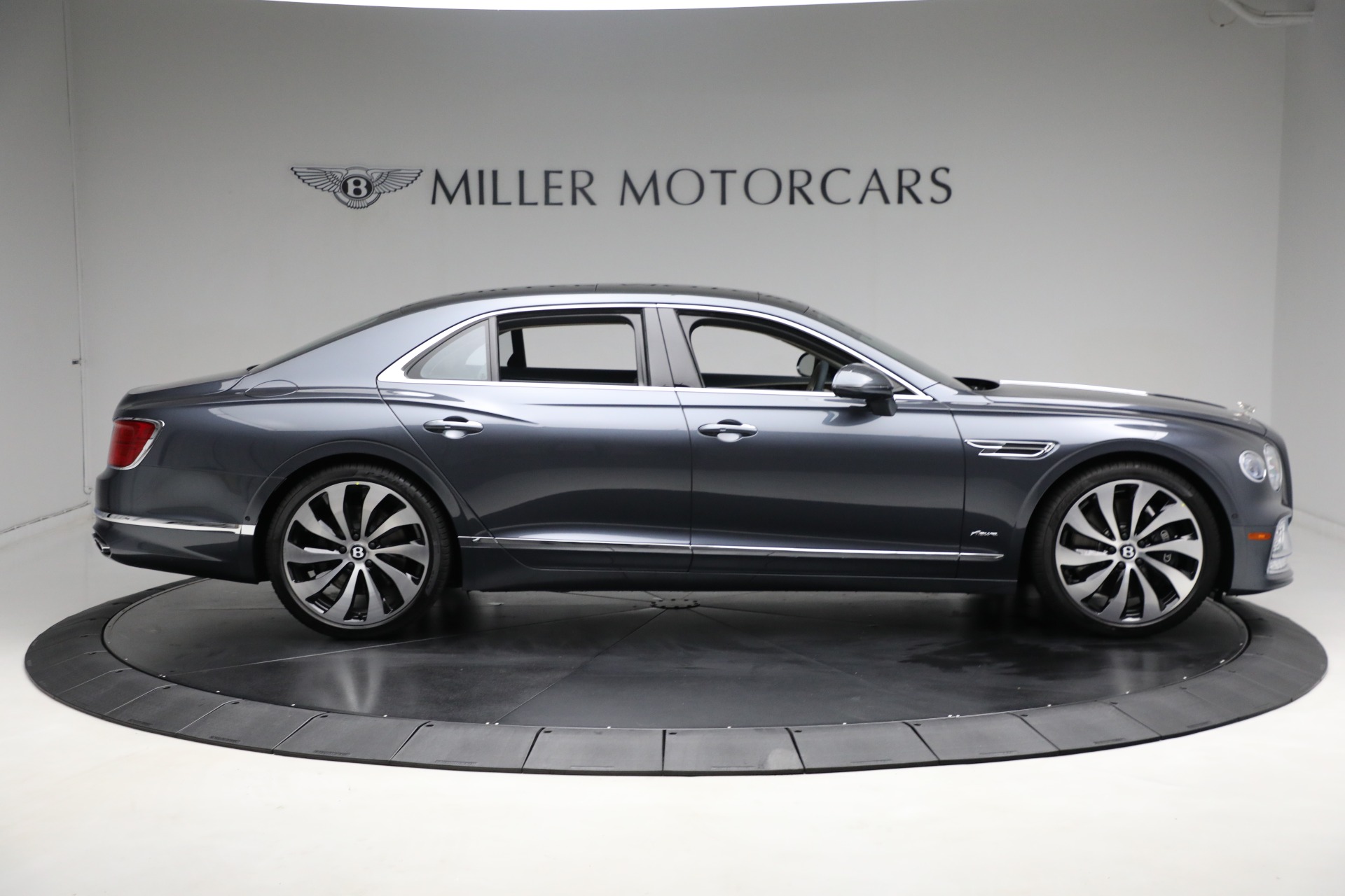 New 2024 Bentley Flying Spur Azure V8 | St. Petersburg, FL