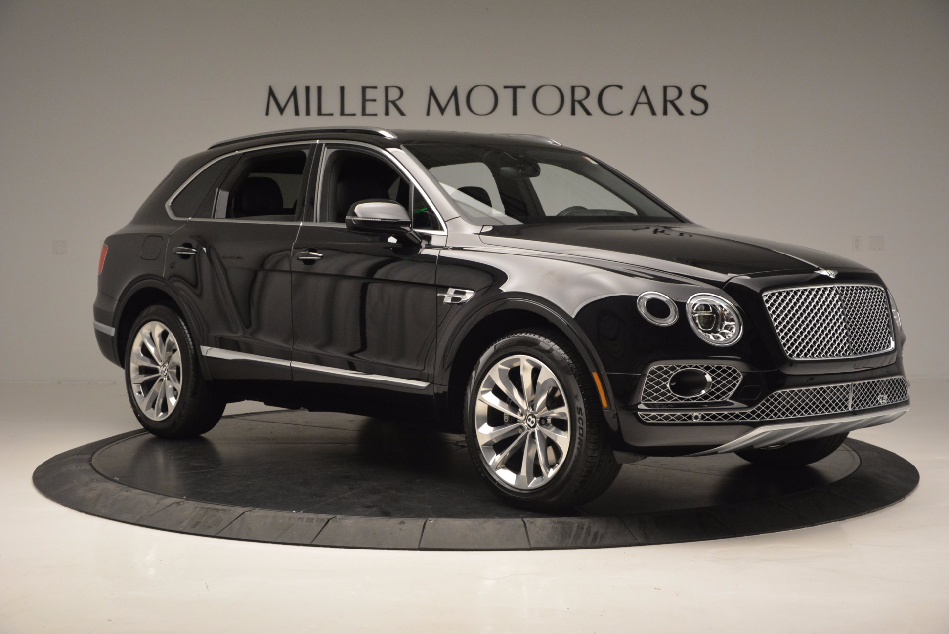 Miller Motorcars New Aston Martin Bugatti Maserati Bentley Used 2017 Bentley Bentayga Greenwich Ct