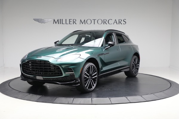 2025 Aston Martin DBX