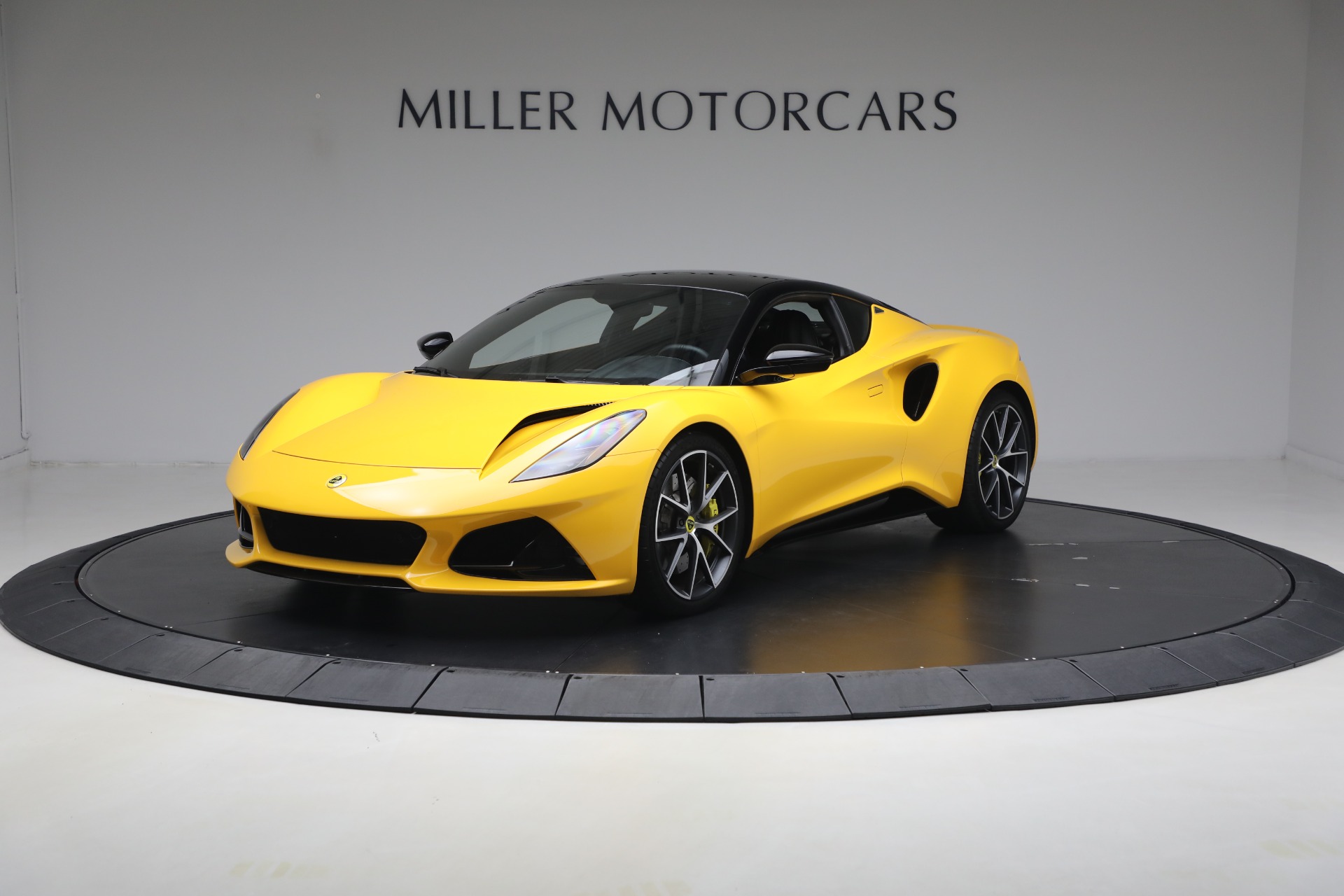 2024 Lotus Emira Amarillo (Hethel Yellow) Coupé Tracción trasera 6 velocidades Manual