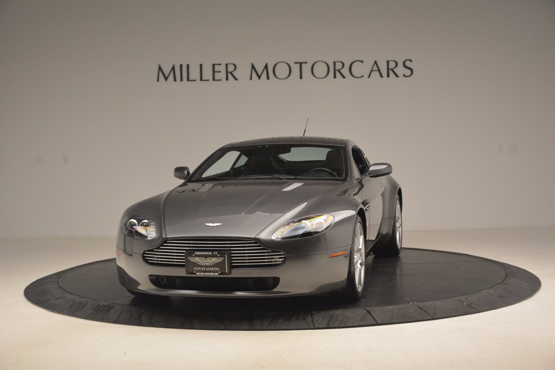 Pre Owned 2006 Aston Martin V8 Vantage Coupe For Sale