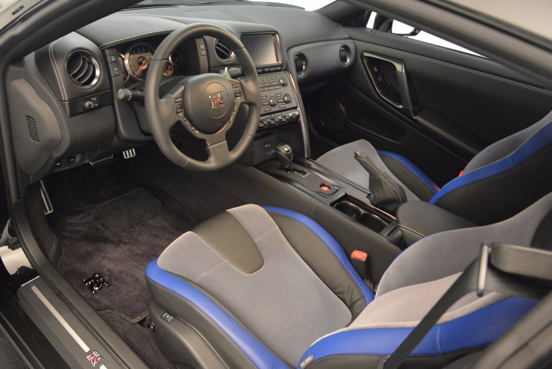 Pre Owned 14 Nissan Gt R Track Edition For Sale Miller Motorcars Stock 7241 Pre Owned 14 Nissan Gt R Track Edition For Sale Miller Motorcars Stock 7241