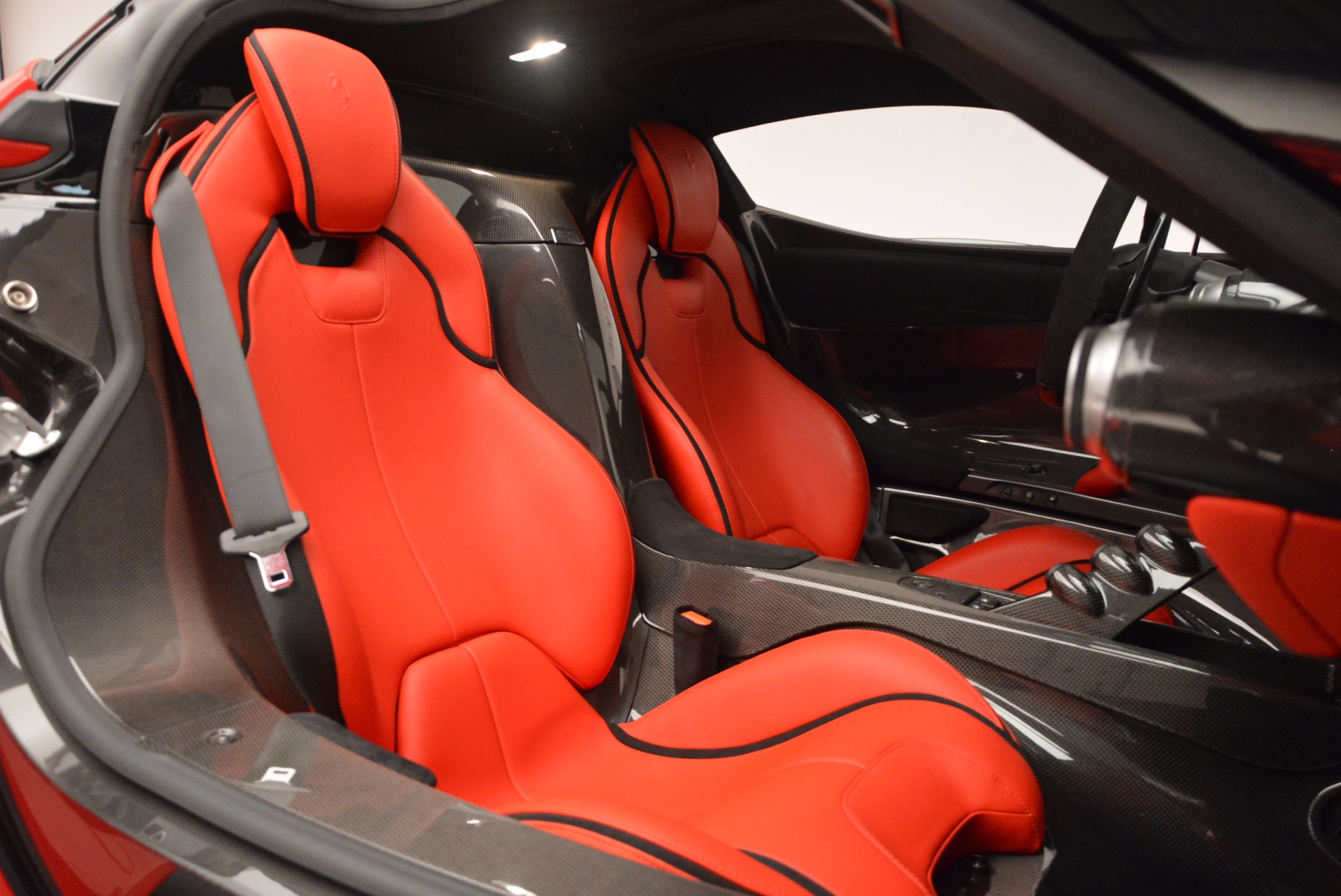 Ferrari LAFERRARI салон