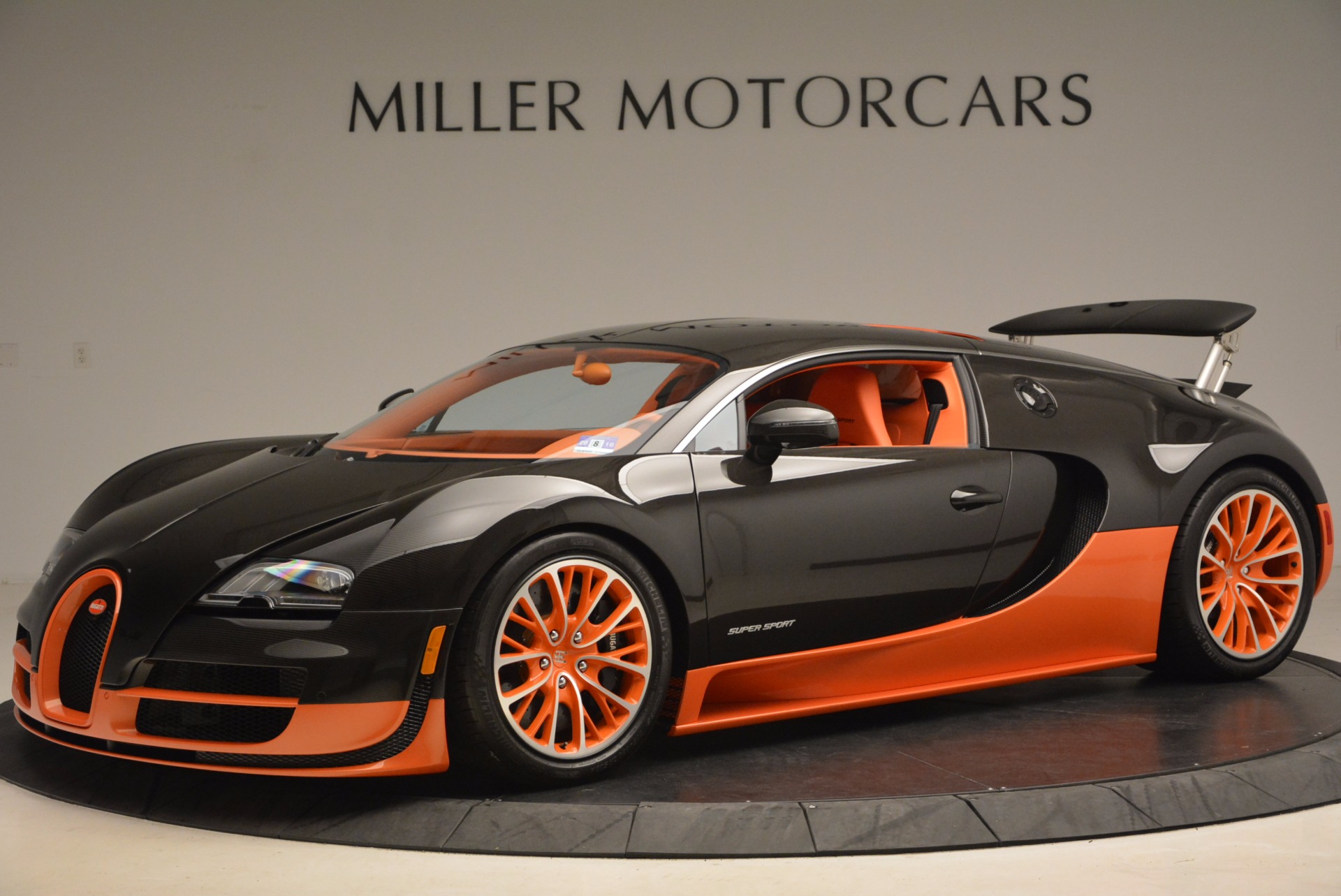 Bugatti veyron supersport