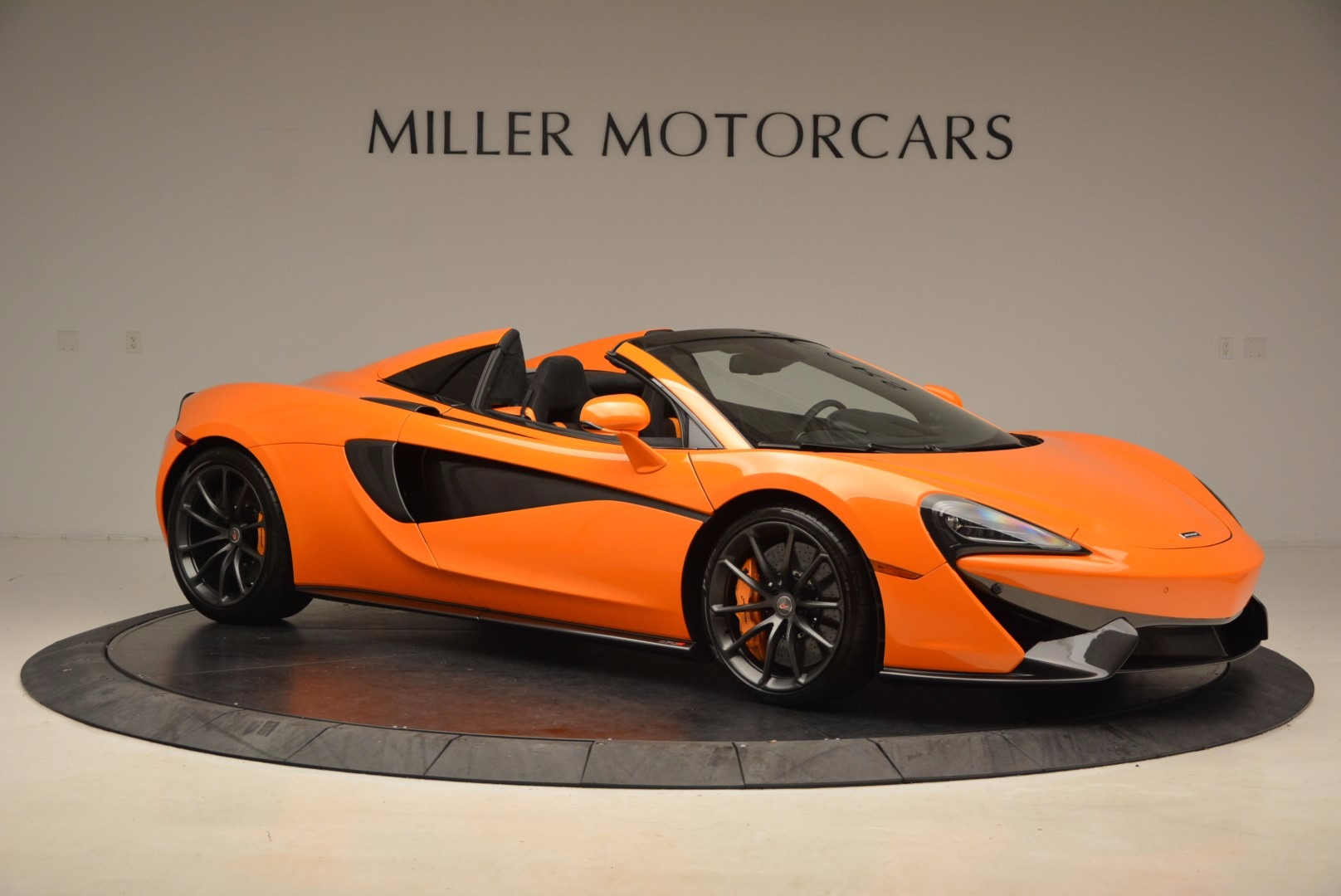 Макларен 570s кабриолет