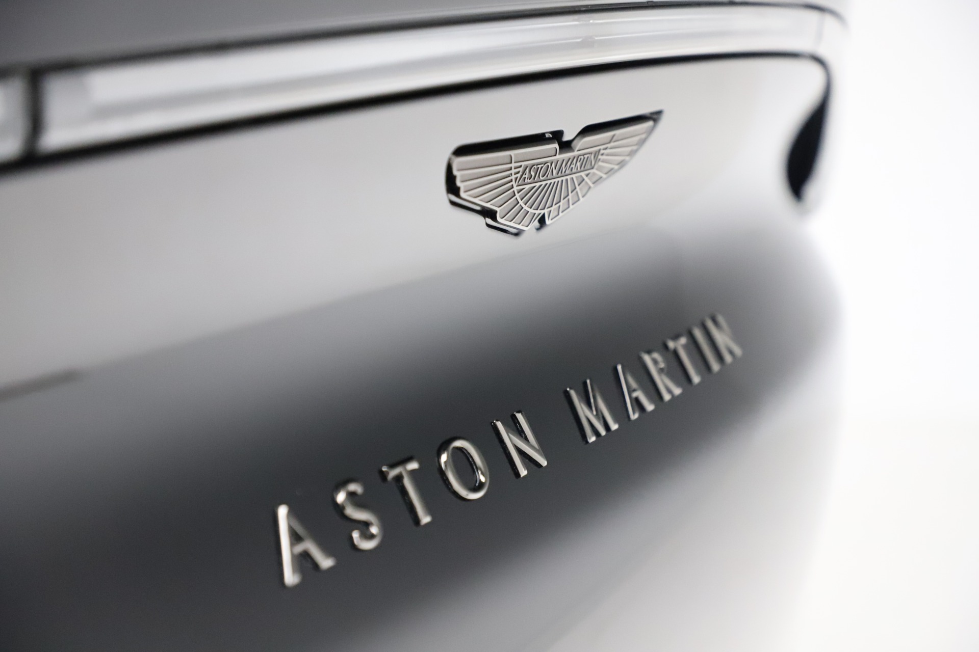 New 2021 Aston Martin DBX For Sale () | Miller Motorcars Stock #A1517