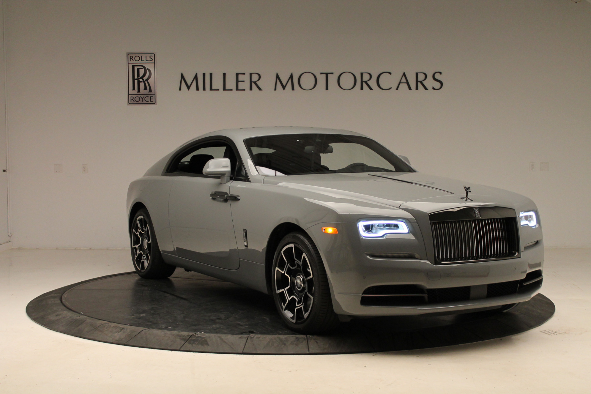 RollsRoyce Wraith độ siêu hầm hố mạnh 717 mã lực