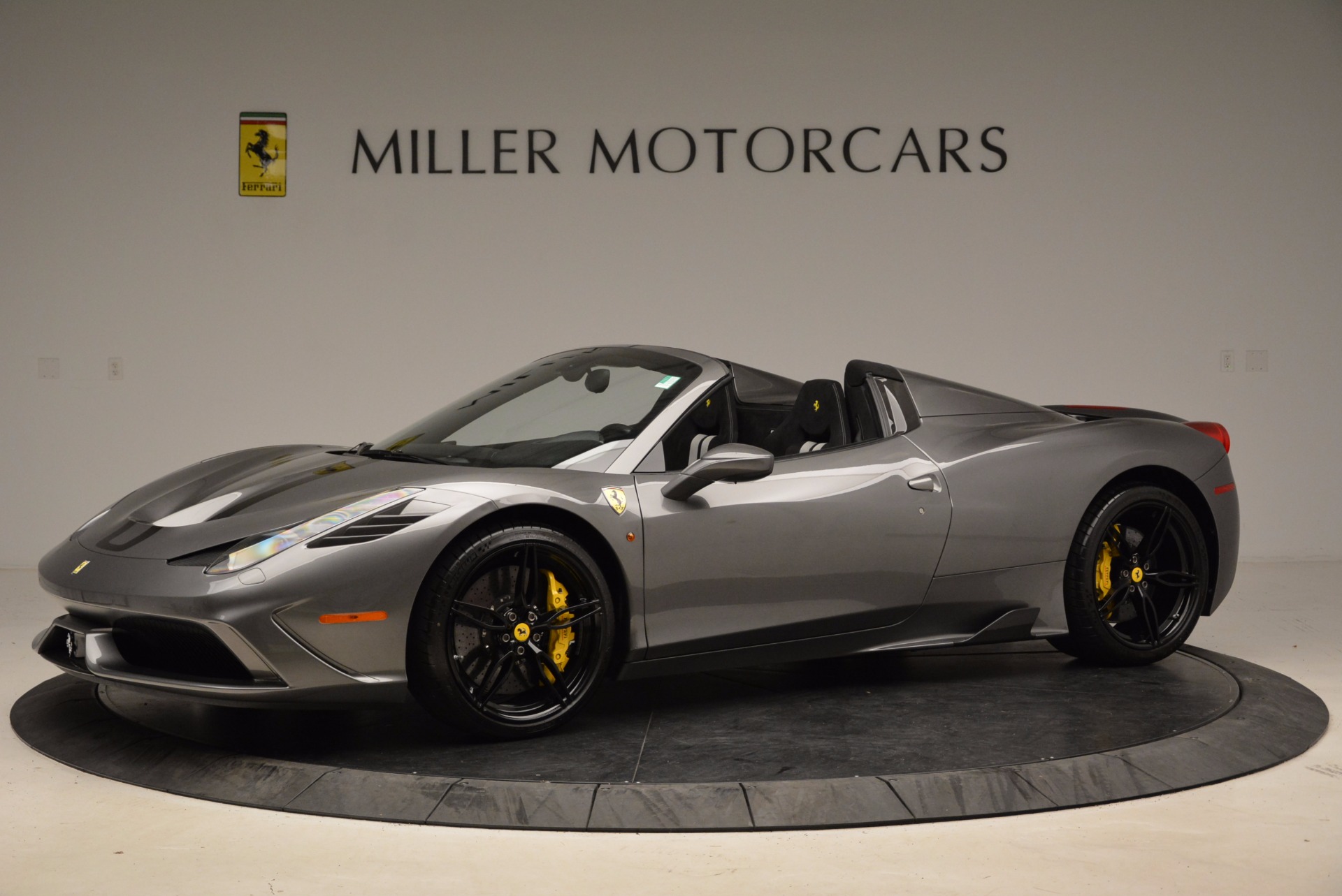 Pre-Owned 2015 Ferrari 458 Speciale Aperta For Sale