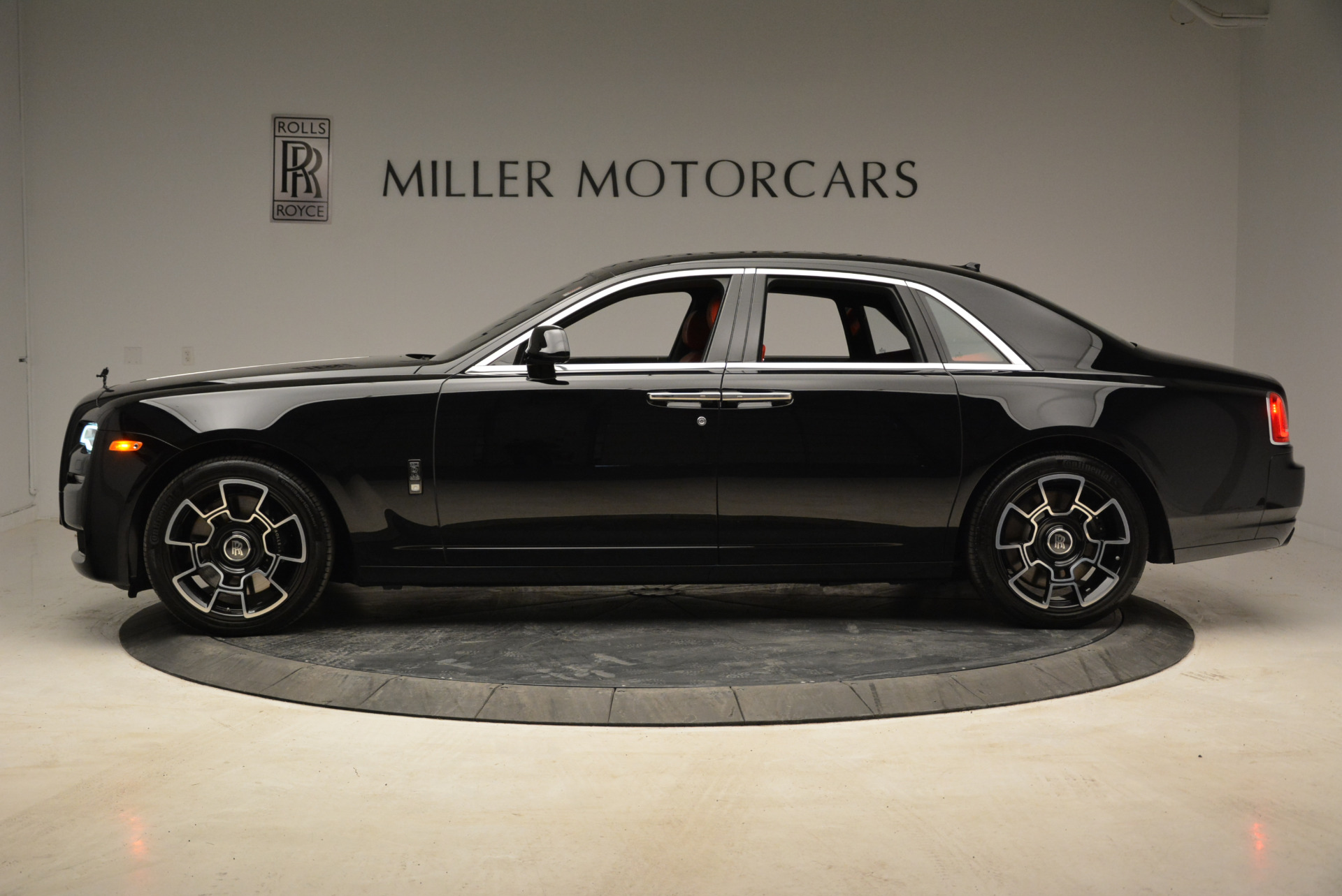 RollsRoyce Ghost Series II rao bán giá 25 tỷ đồng tại Hà Nội