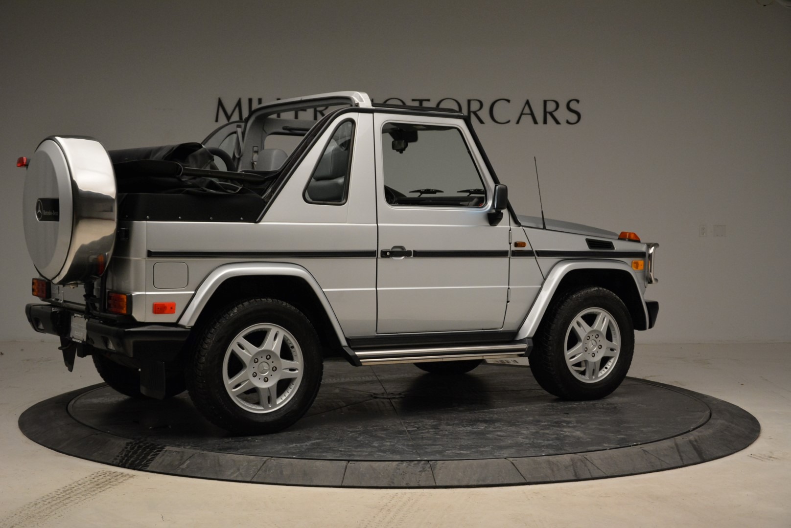 Used-1999-Mercedes-Benz-G500-Cabriolet.jpg