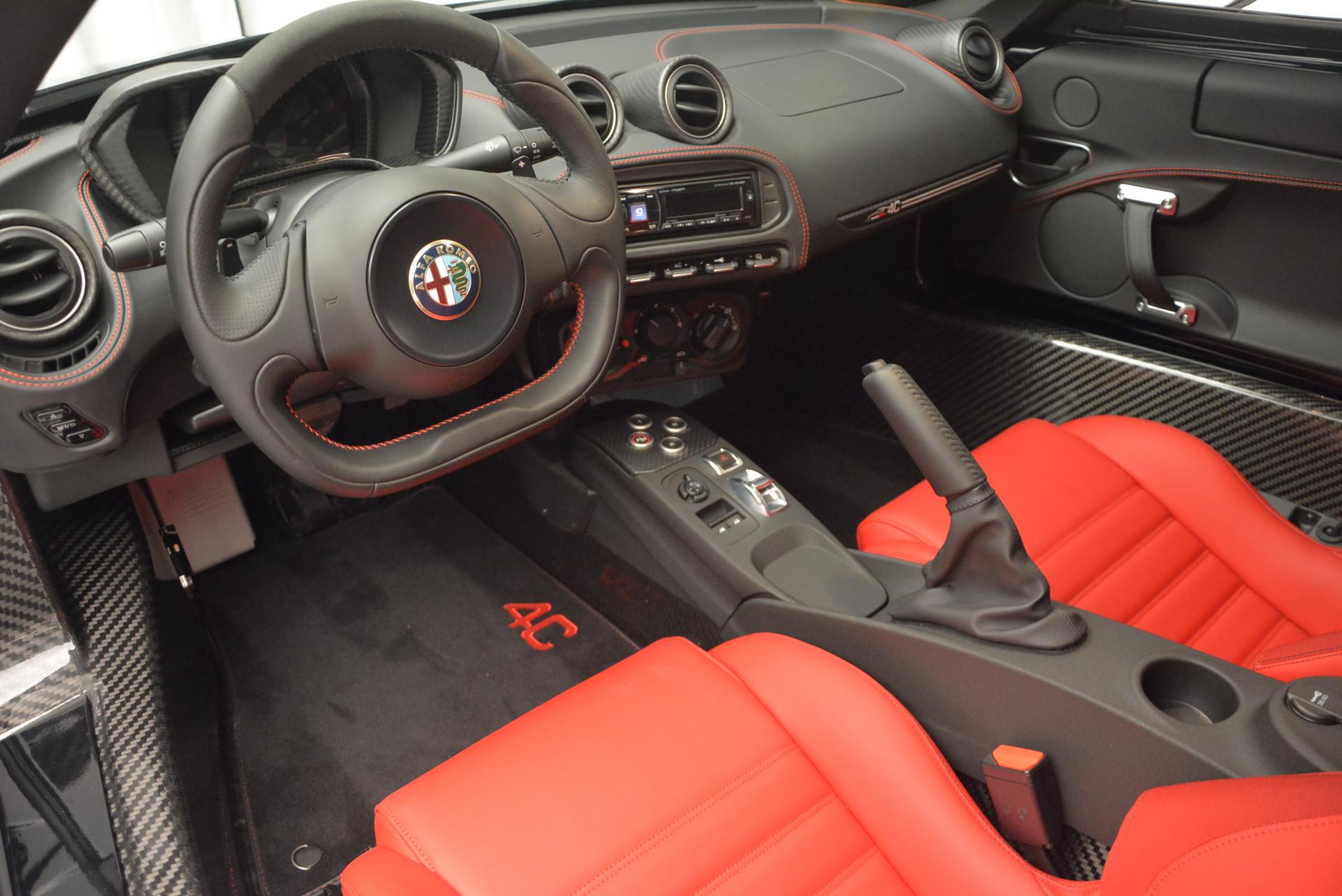 New-2016-Alfa-Romeo-4C