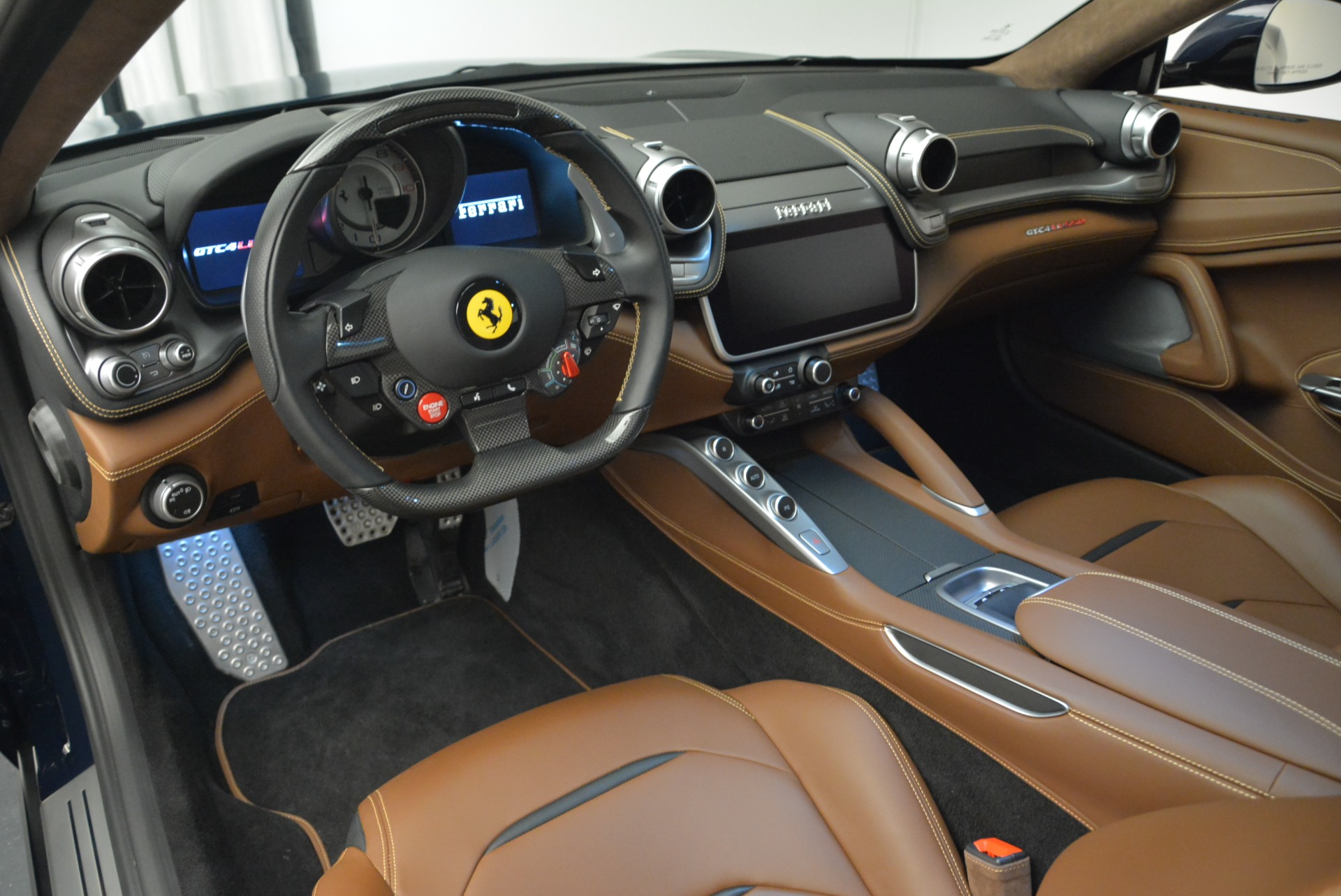 Ferrari gtc4lusso Interior