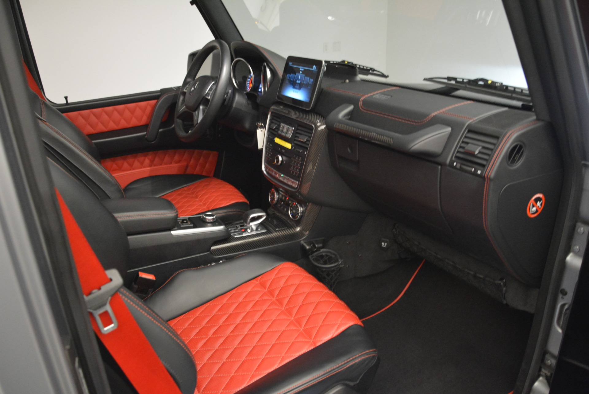 2018 Detroit Motor Show: Mercedes-Benz G-Class shows off its luxury-laden  interior