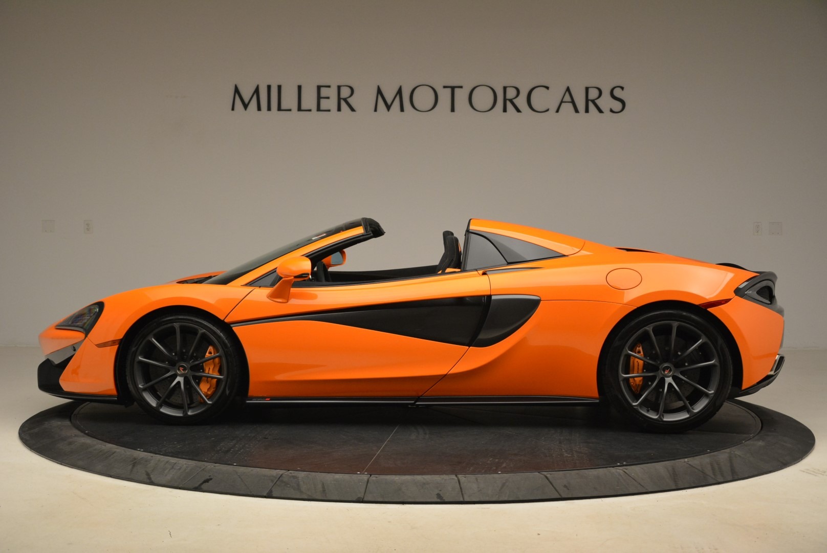 Used-2018-McLaren-570S-Spider-Convertible