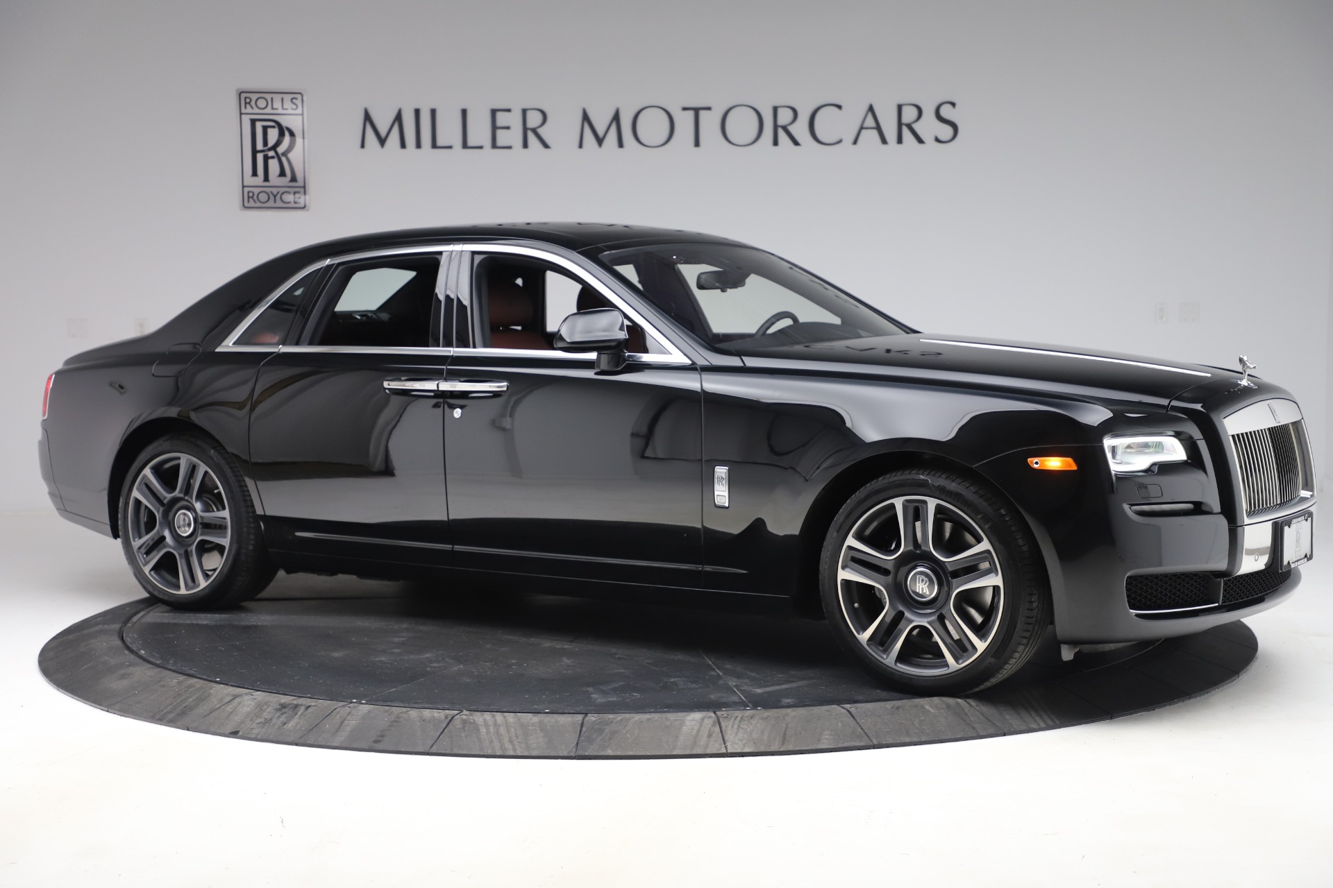 Used-2016-Rolls-Royce-Ghost