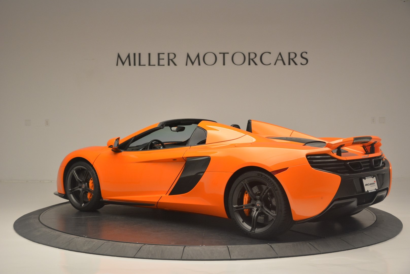 Used-2015-McLaren-650S-Spider