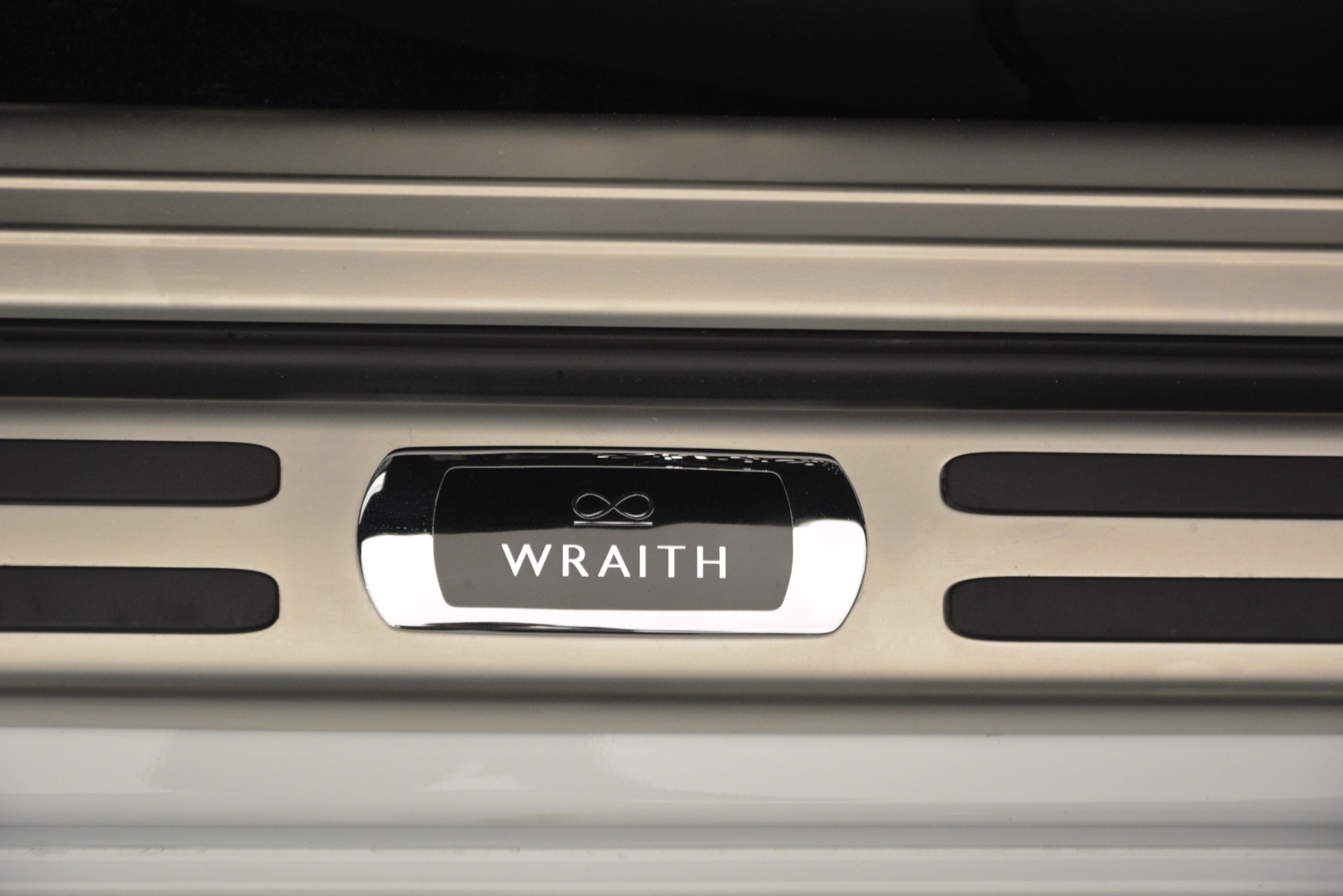 Used-2018-Rolls-Royce-Wraith-Black-Badge-Nebula-Collection