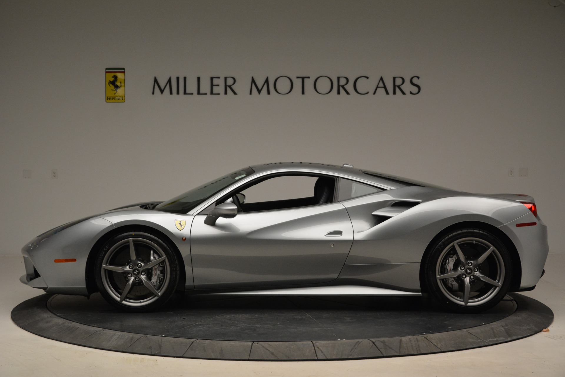 Pre Owned 2018 Ferrari 488 Gtb For Sale 255900 Miller