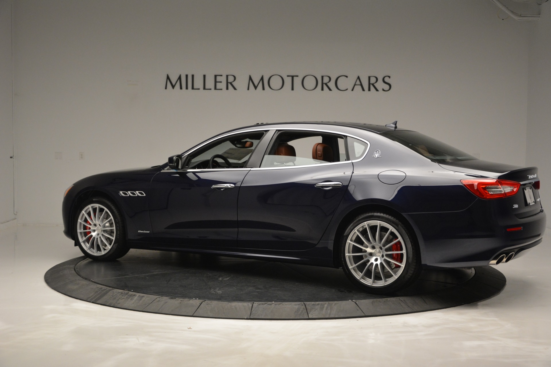 New-2019-Maserati-Quattroporte-S-Q4-GranLusso