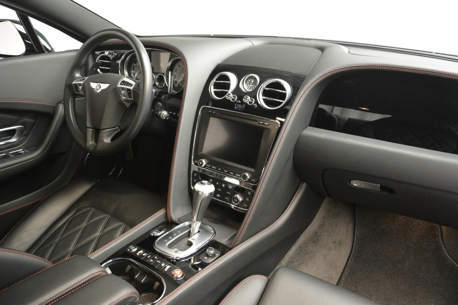 Nội Thất Của Một Chiếc Bentley Continental Flying Spur 2014 Hình ảnh Sẵn có  - Tải xuống Hình ảnh Ngay bây giờ - iStock