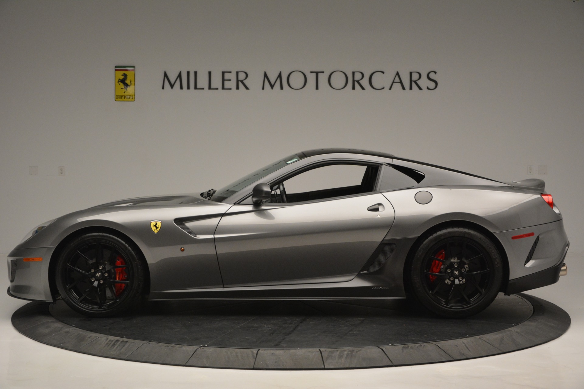 ferrari gto 2011