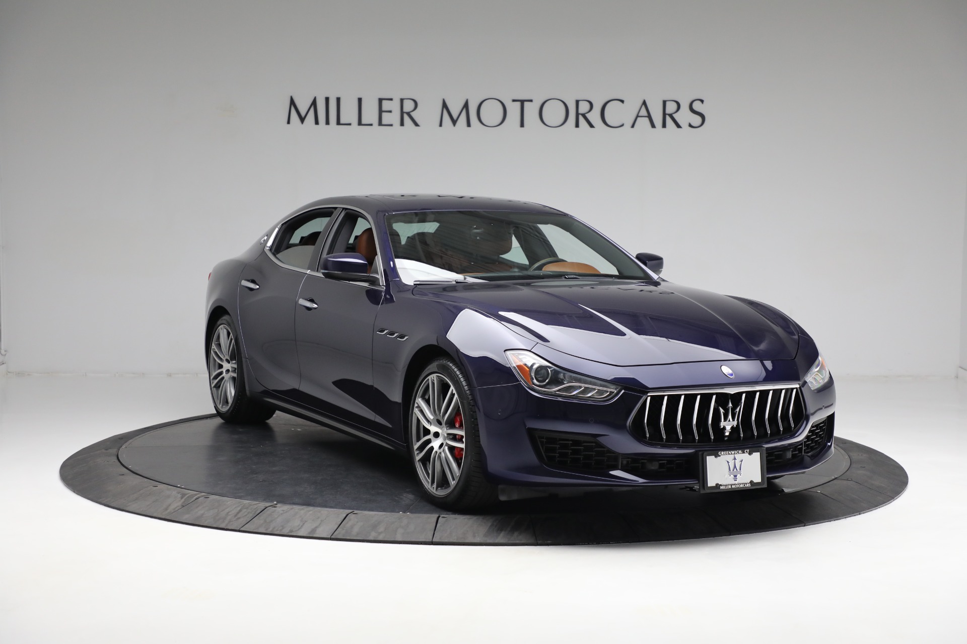 New-2019-Maserati-Ghibli-S-Q4