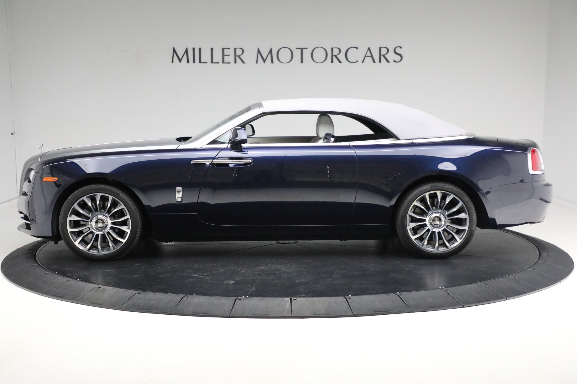 2019 RollsRoyce Dawn Black Badge Stock  19R106365 visit wwwkarbudscom  for more info
