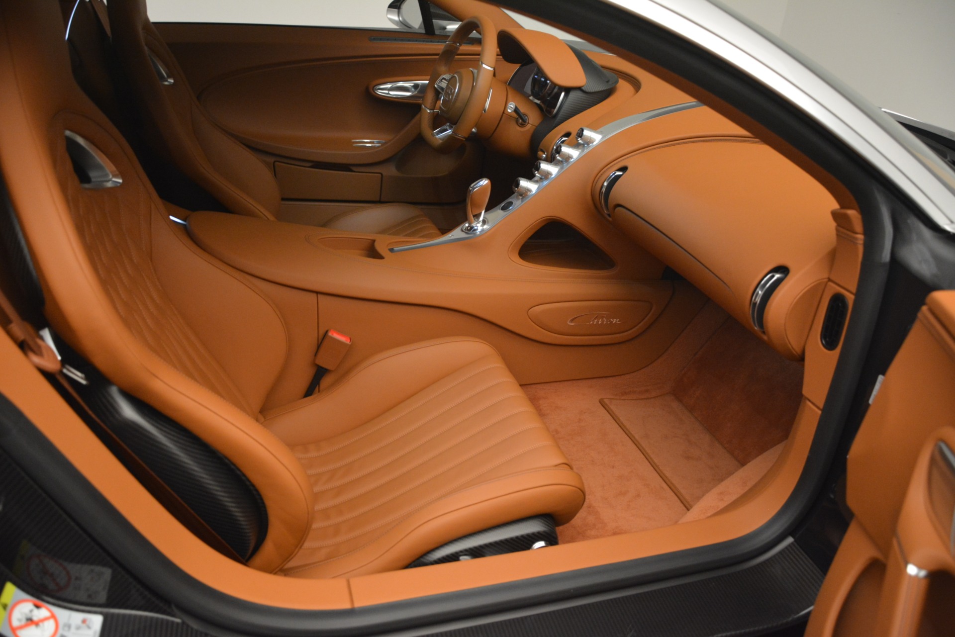 Pre Owned 2019 Bugatti Chiron For Sale 3 100 000 Miller