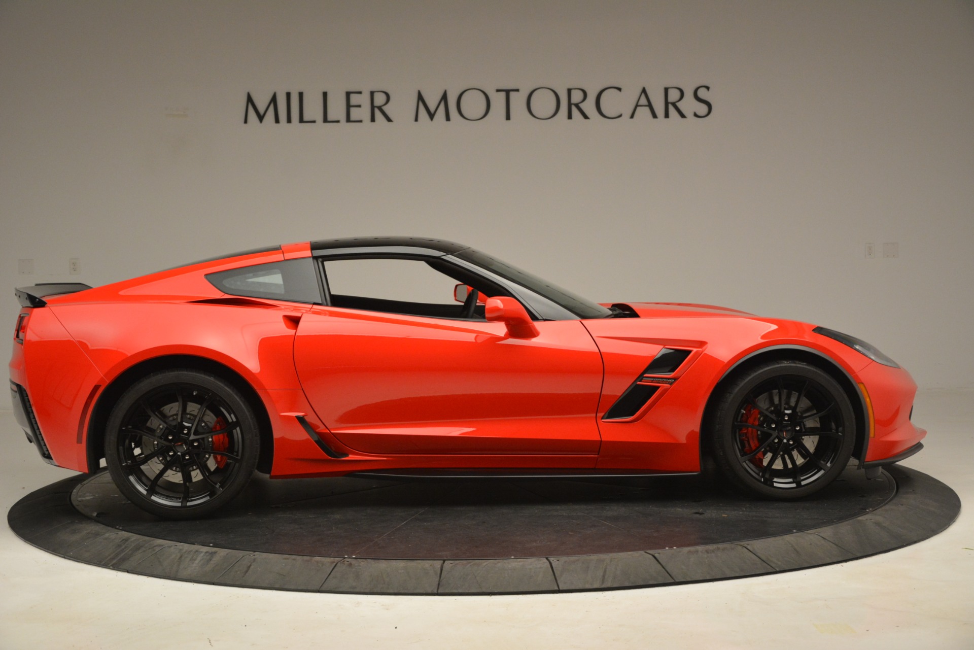 Used-2019-Chevrolet-Corvette-Grand-Sport