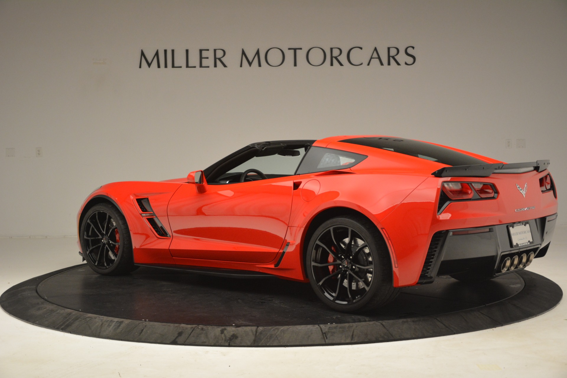 Used-2019-Chevrolet-Corvette-Grand-Sport