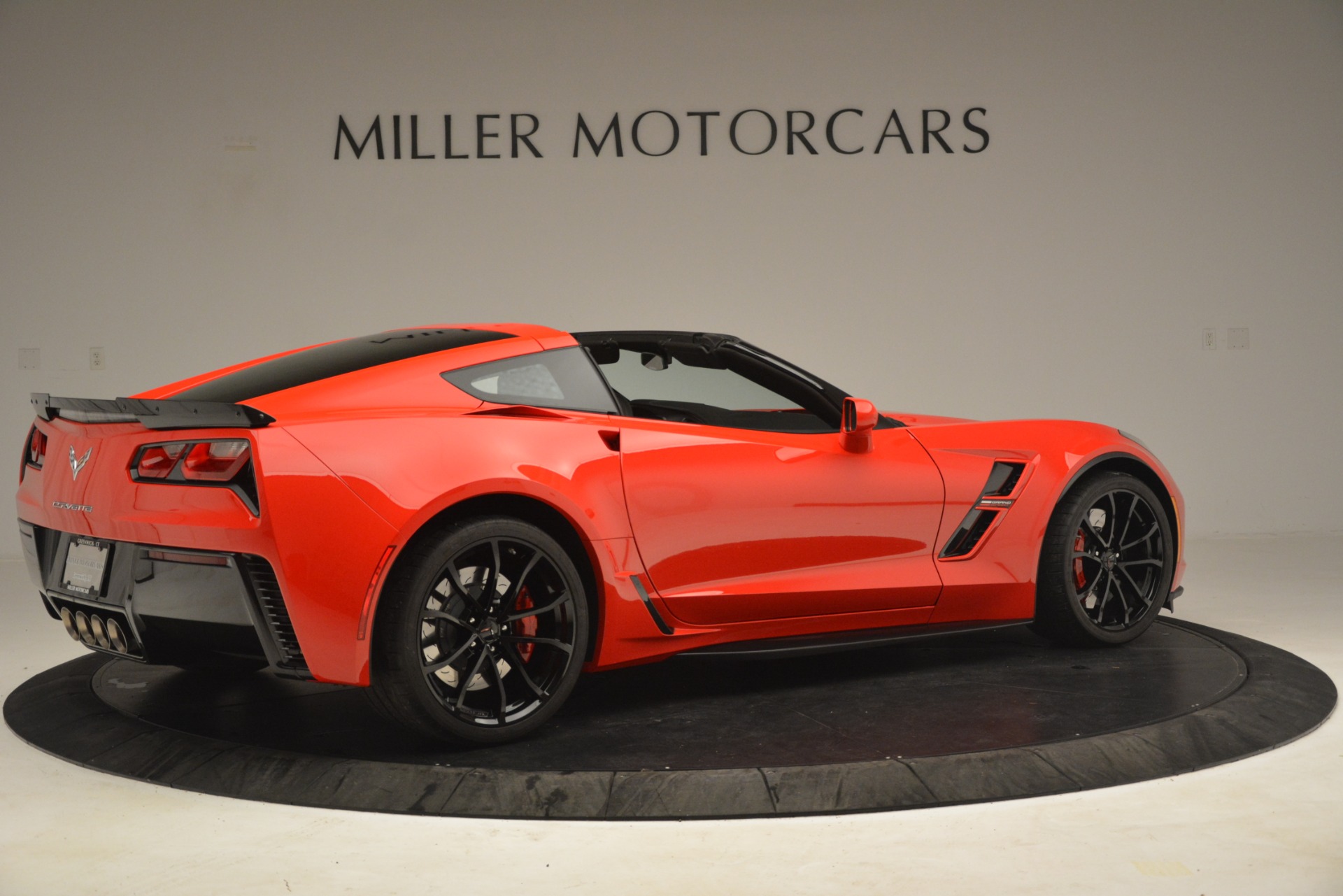Used-2019-Chevrolet-Corvette-Grand-Sport