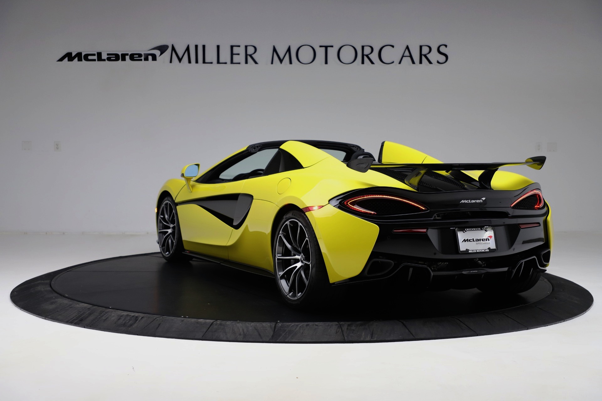 Pre-Owned 2019 McLaren 570S Spider For Sale () | Miller Pre-Owned 2019 McLaren 570S Spider For Sale () | Miller