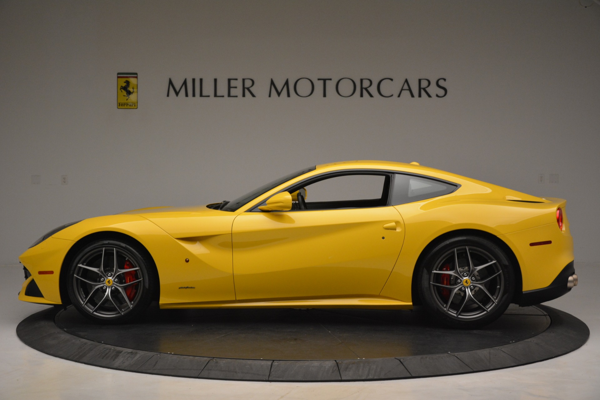 2021 ferrari f12 berlinetta price
